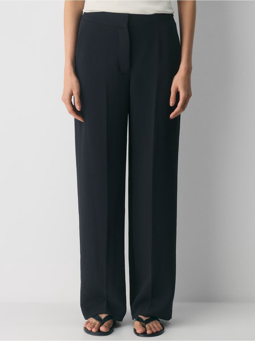 Aritzia Wide-Leg Pants in Black